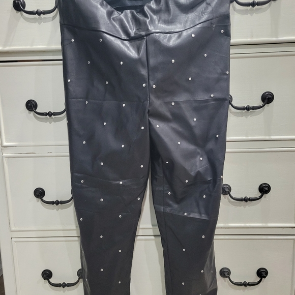 Michael Studio size 16 faux leather studded pant - Picture 2 of 7